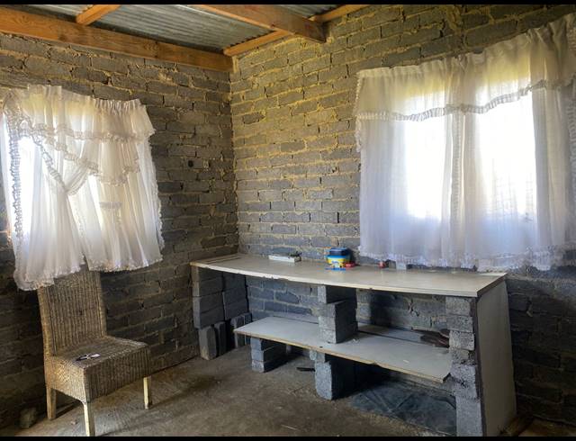 2 BEDROOM FREESTANDING FOR SALE IN NANESCOL